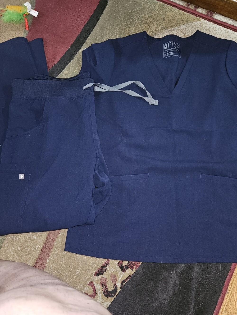 Navy Figs Scrub Set